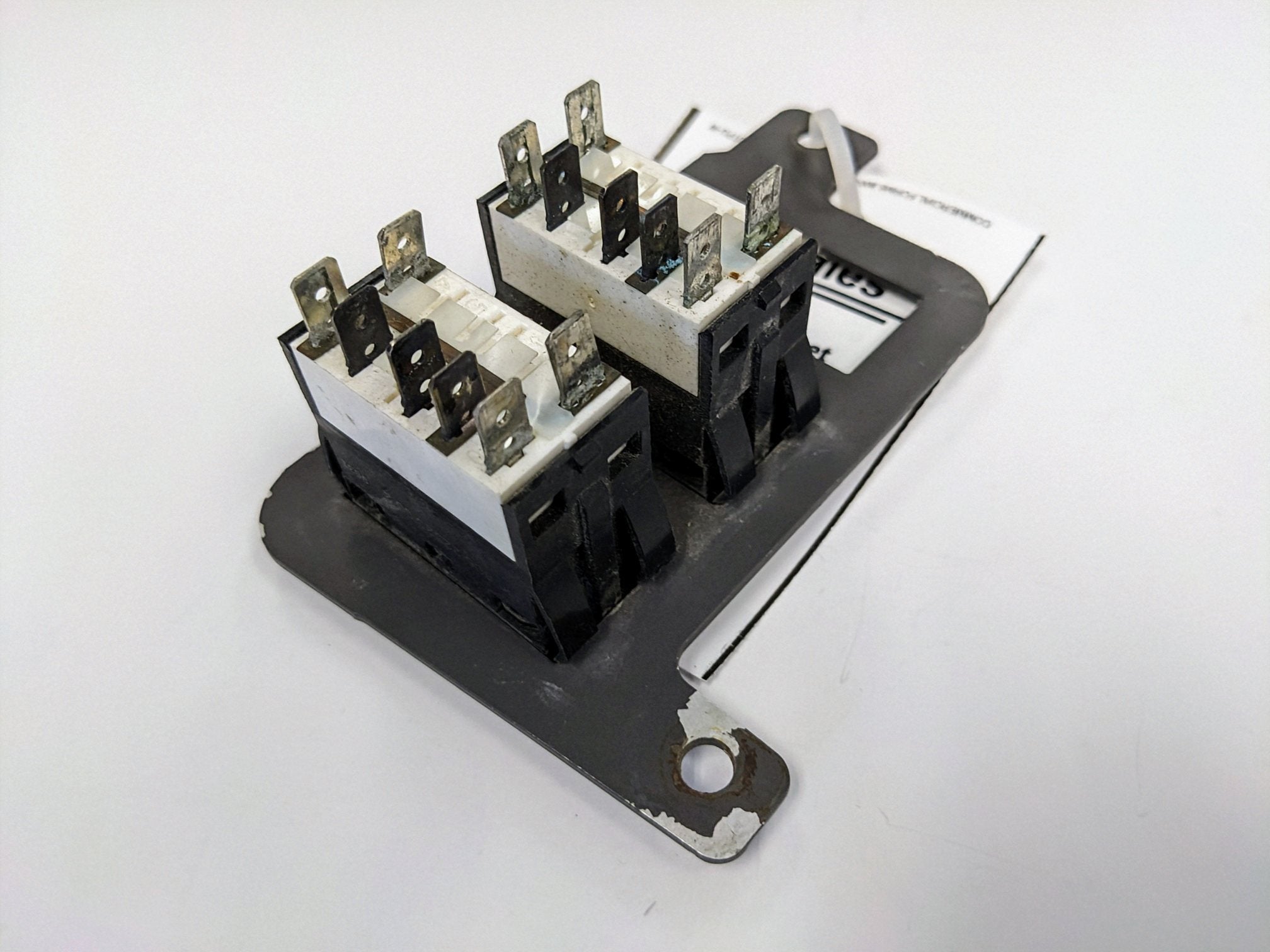 Used FTL Mirror Heat & Footwell Switches - P/Ns: A06-22523-002, A06-22523-005 (10122020585788)