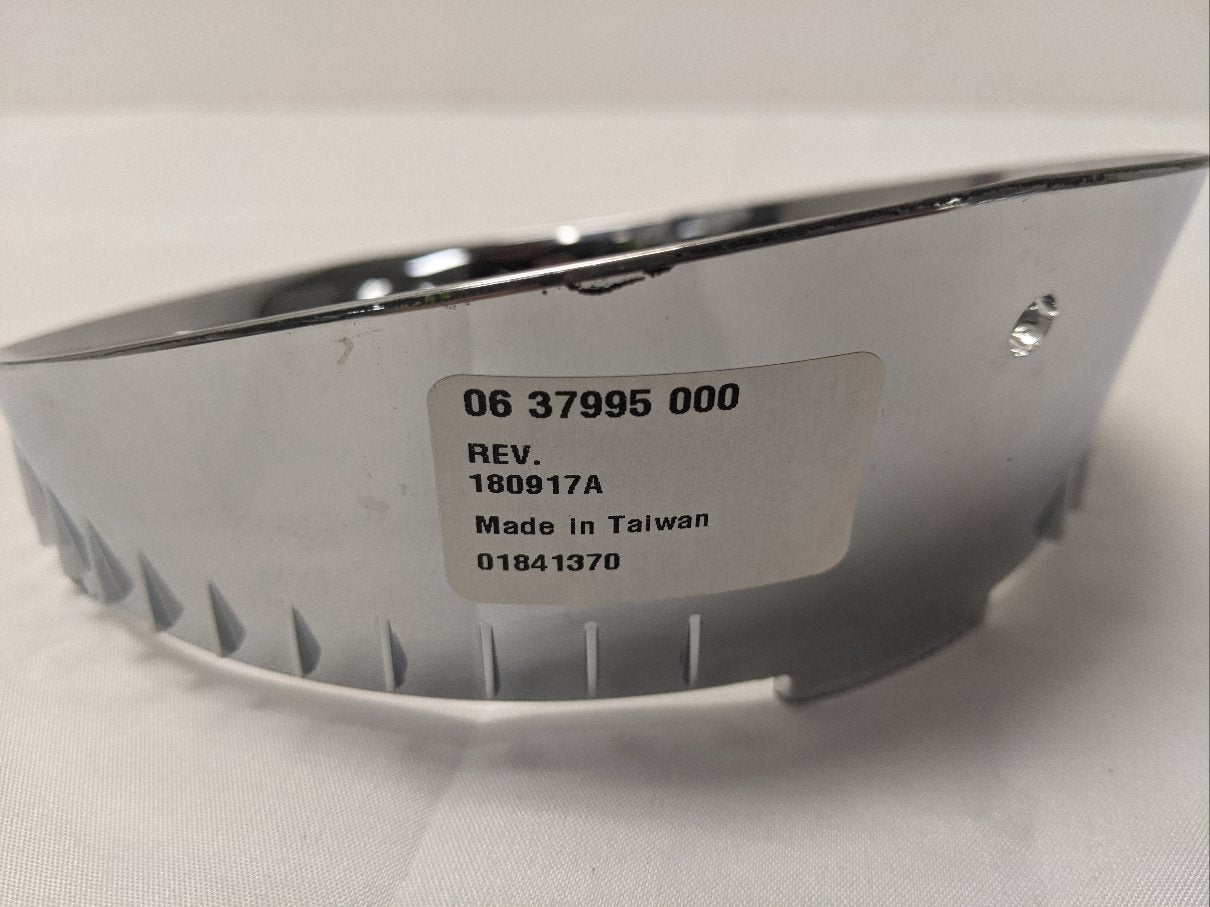 Freightliner LH Driving Light Bezel | P/N 06-37995-000