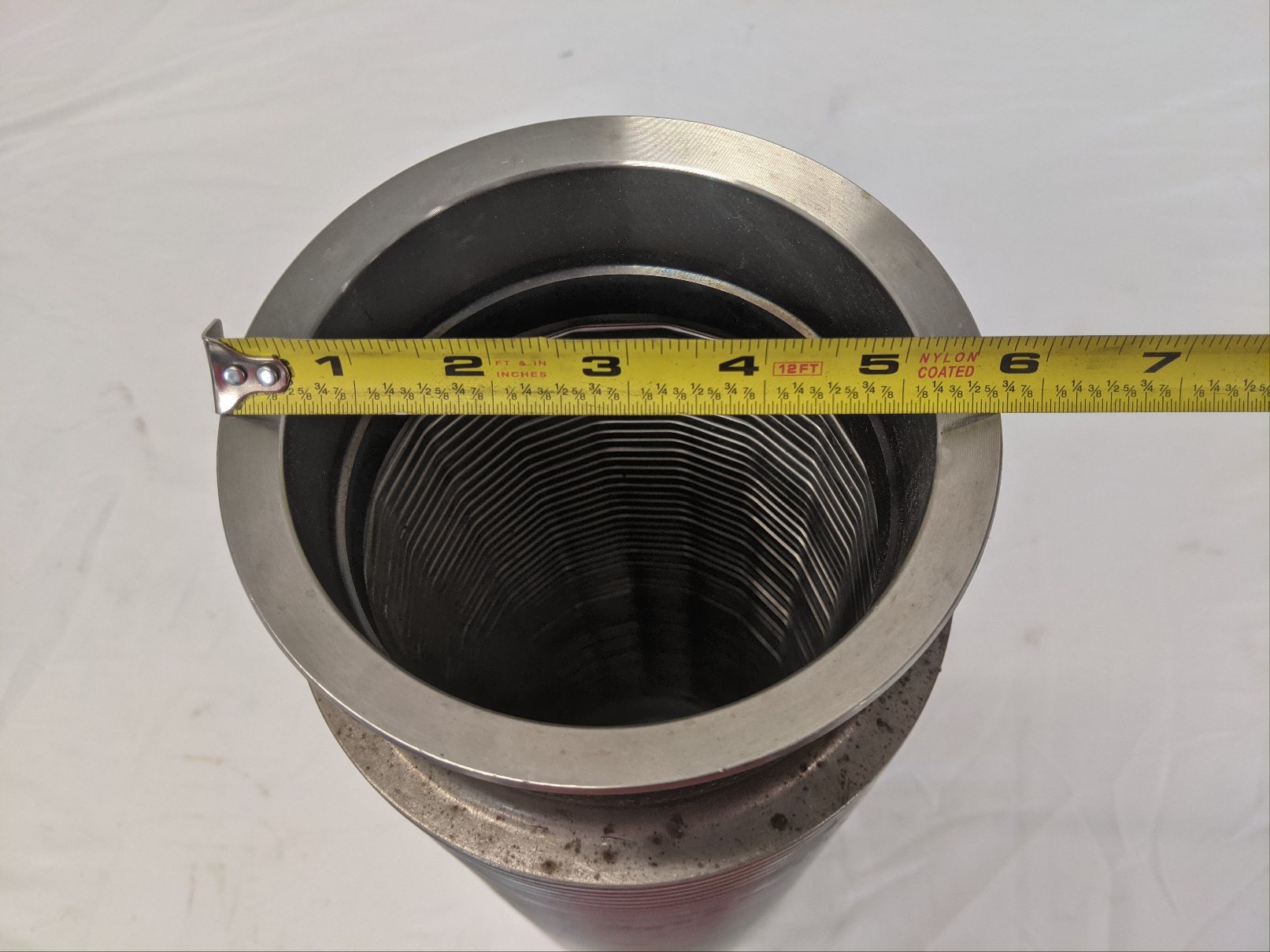 Freightliner 5 IN X18 IN Flange / ID Flex Bellows Exhaust - P/N A04-26200-018