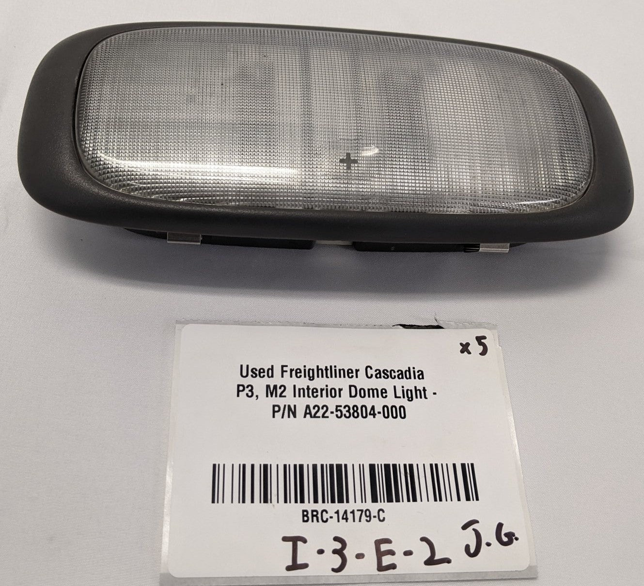 Used Freightliner Cascadia P3 M2 Interior Dome Light A22-53804-000
