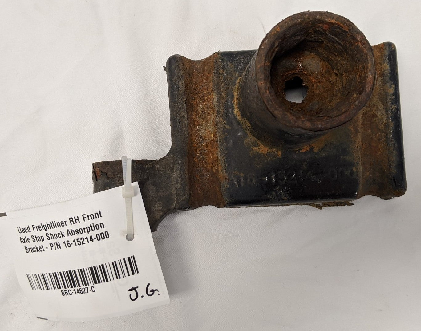 Used Freightliner RH Front Axle Stop Shock Absorption Bracket - P/N 16-15214-000