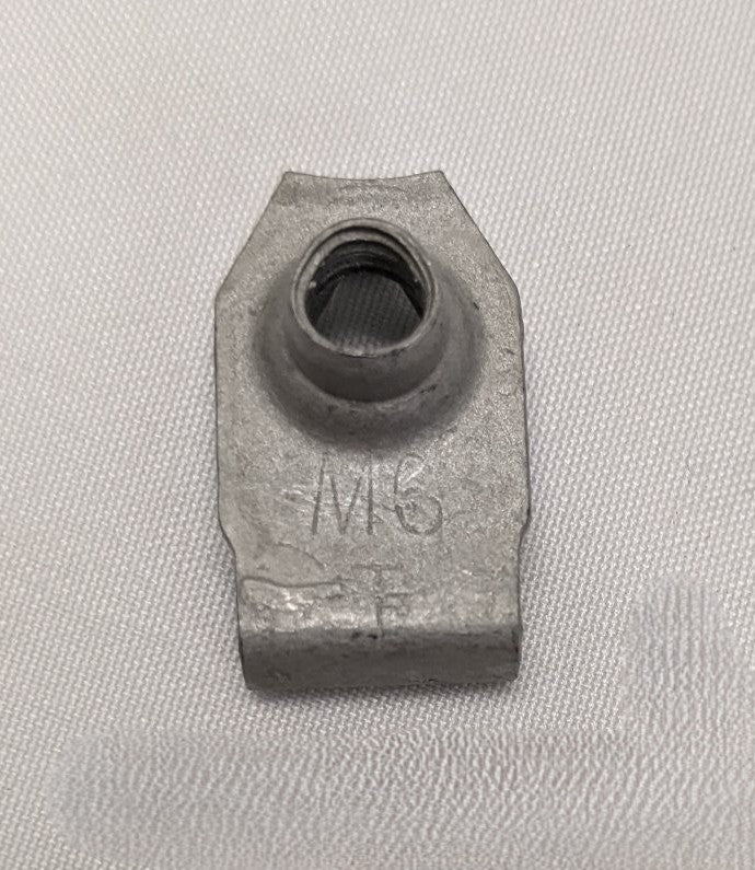100 M6X1 Galvanized Steel U-Clip Speed Nuts