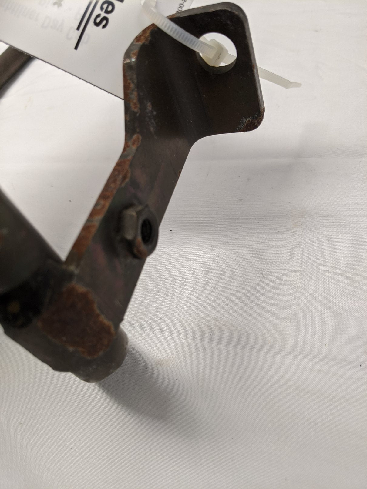 Used Freightliner Day Cab Heater Supply Pipe - P/N A05-27828-000