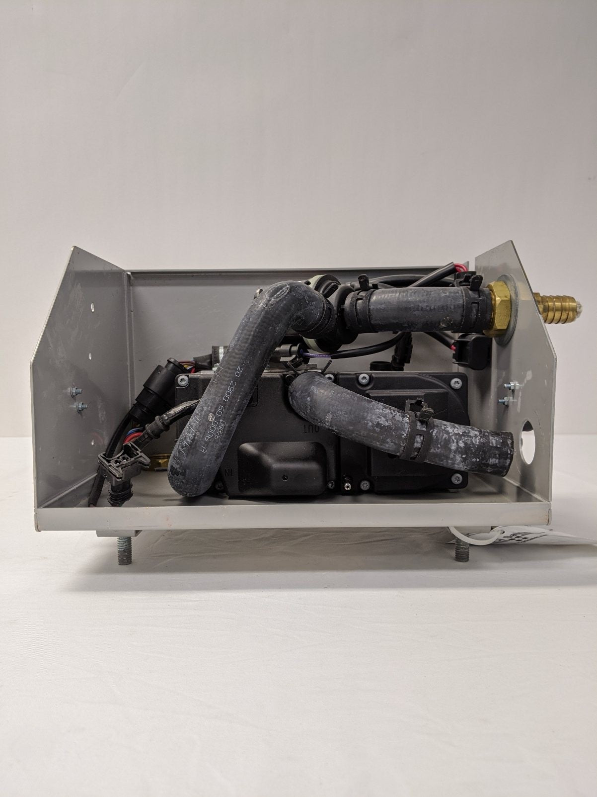 *Missing Fuel Pump* Used Espar Hydronic II D5S Boxed 12V Heater-P/N 252786106001