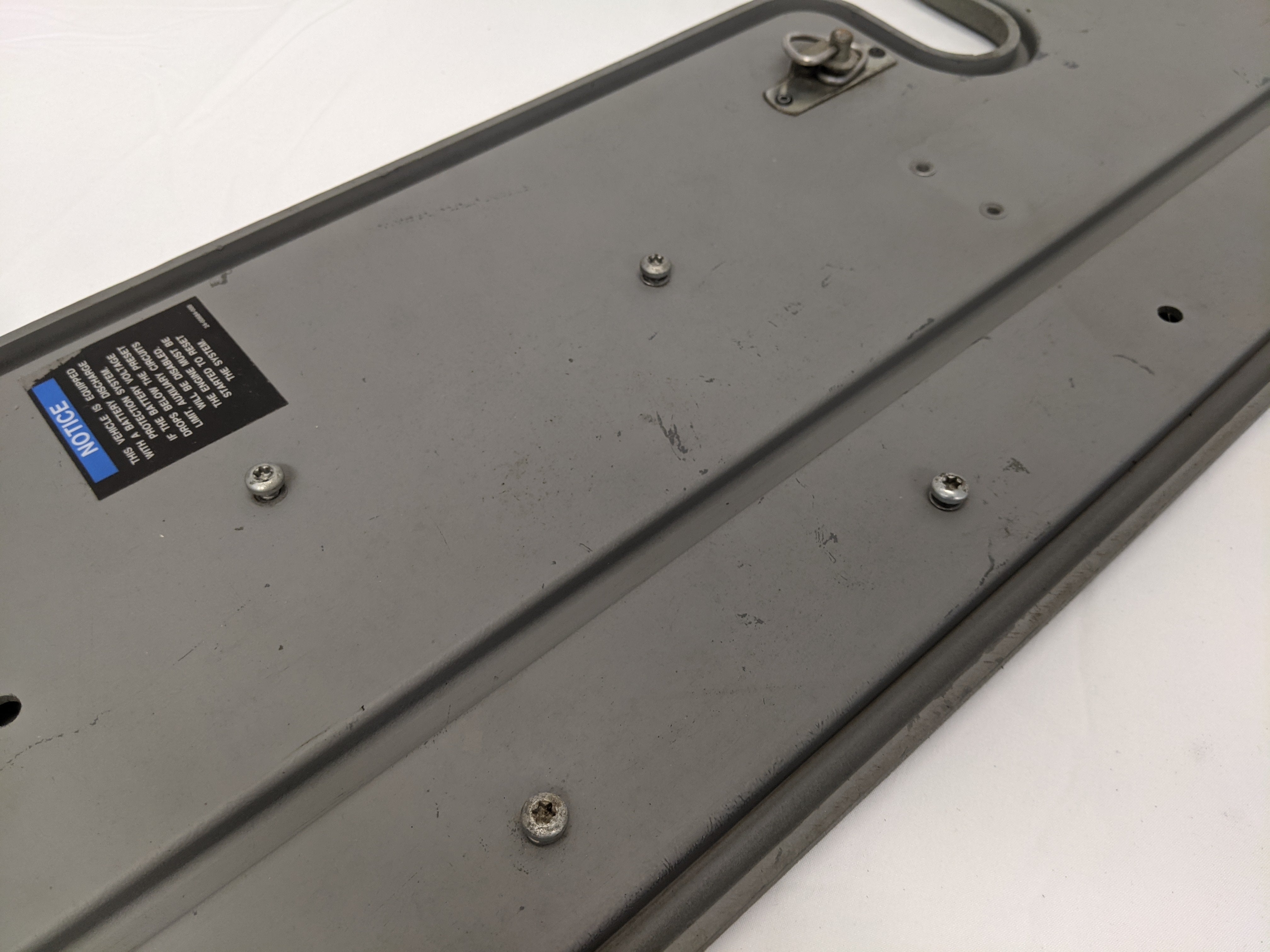 Used Freightliner Columbia RH B-Pillar Electrical Access Door- P/N A18-43336-001 (10090891870524)