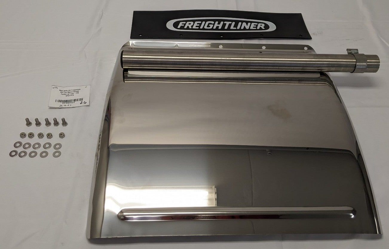 Betts HD Freightliner RH SS Quarter Fender Low Mount | SP221FL5