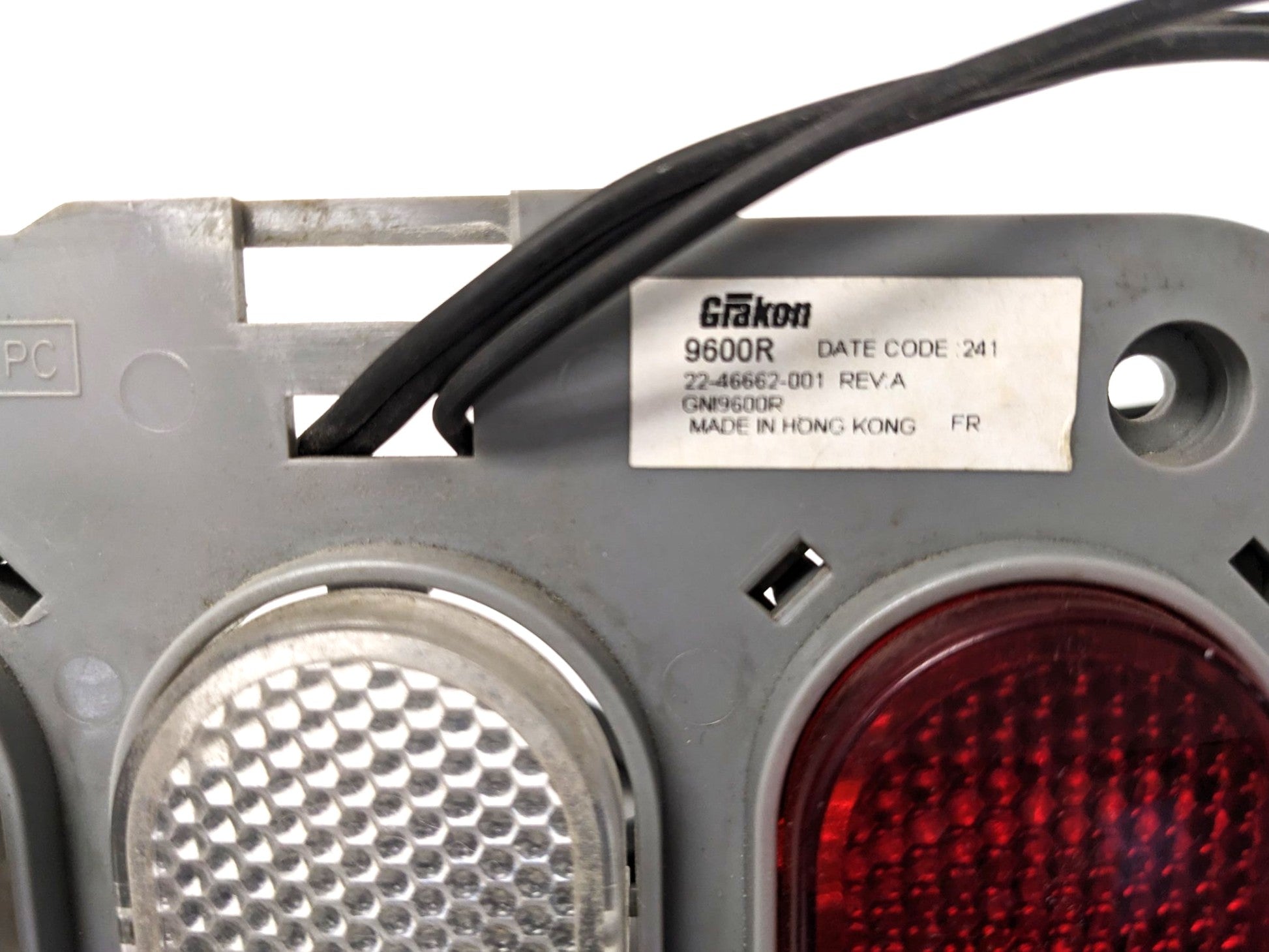 Freightliner Grakon Three Piece Dome Light - 22-46662-001