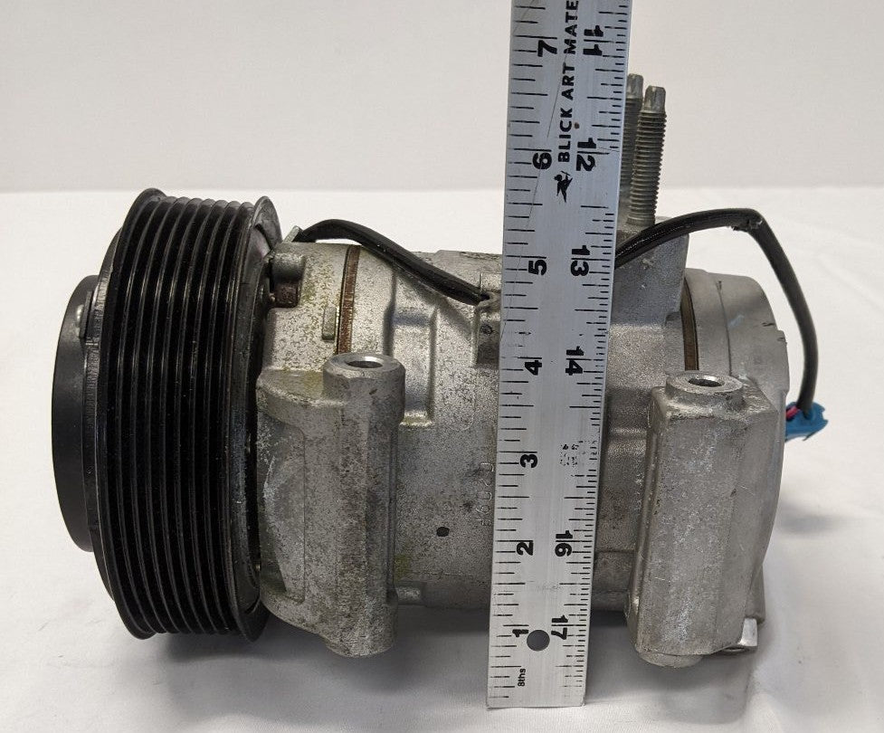Freightliner 130mm 8PK A/C Compressor 22-75834-000 Damaged