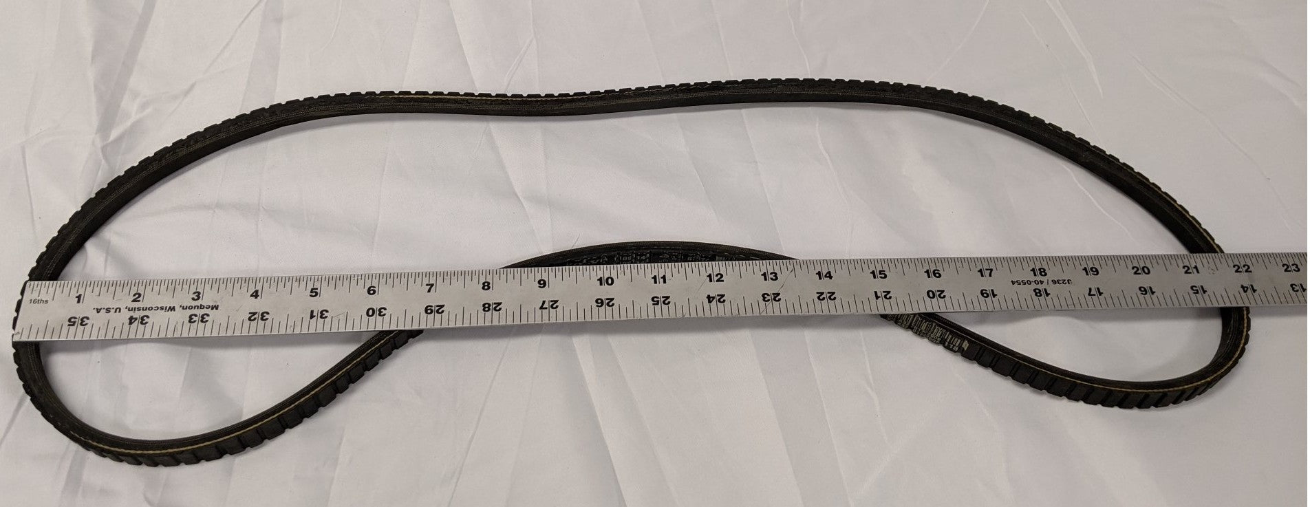 *Lot Of 3* Volvo Engine V-Belt - P/N V1091148