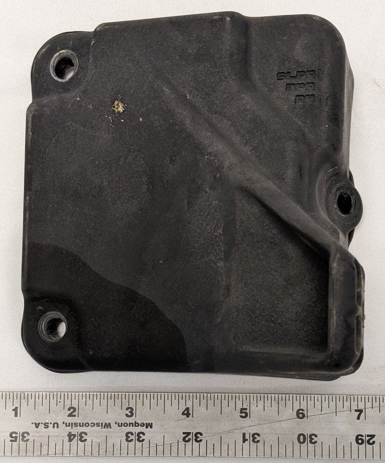 *Lot of 2* Used RH UPR & LWR Sleeper Extension Brackets -P/N A22-68051/68052-001