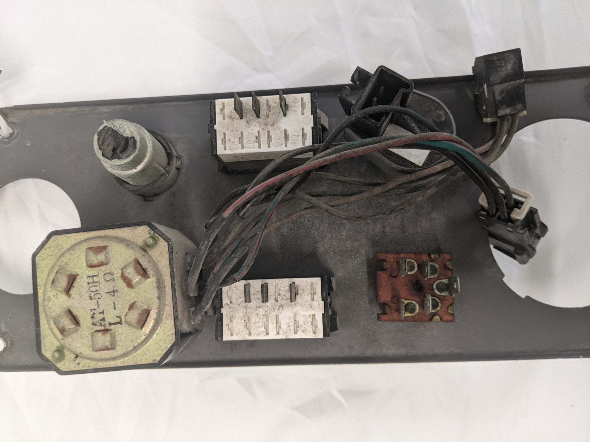 Used Freightliner Columbia Sleeper Box Control Panel - P/N 22-46623-005