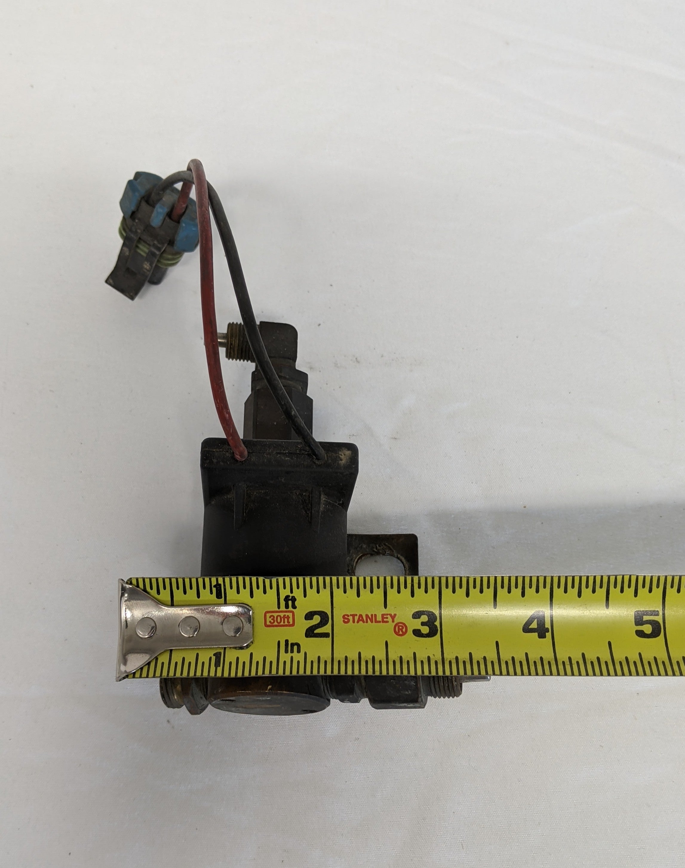 hina.t Horton HG300 150 psi 12 V Fan Clutch Solenoid Valve - HOR 983267