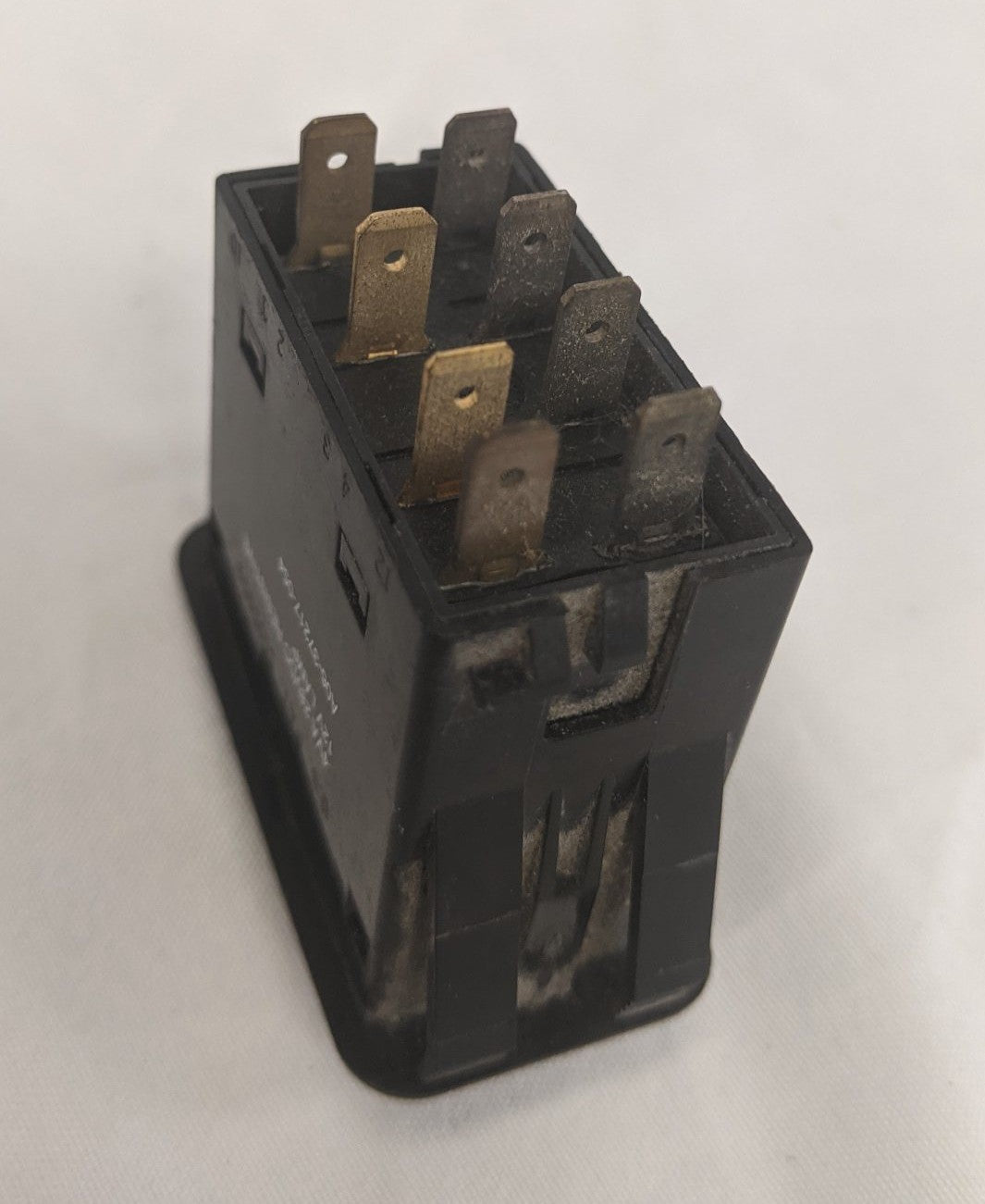 Used Freightliner Cruise Speed Control Rocker Switch - P/N A06-37217-054