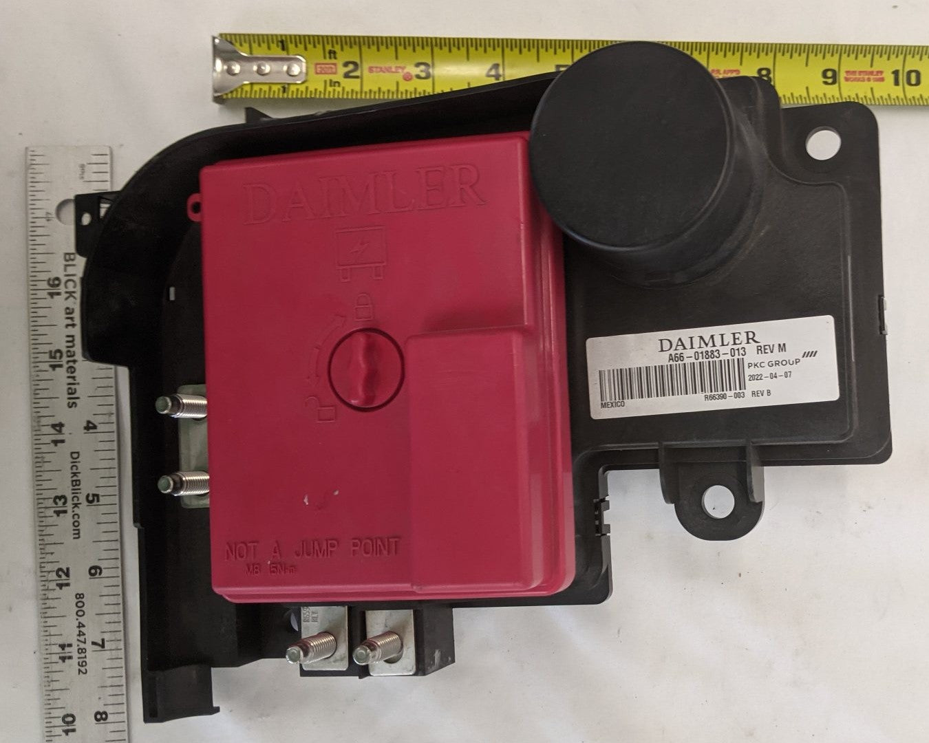 New Freightliner Daimler Battery Cable Access Power Module - P/N A66-01883-013 (10173269999932)