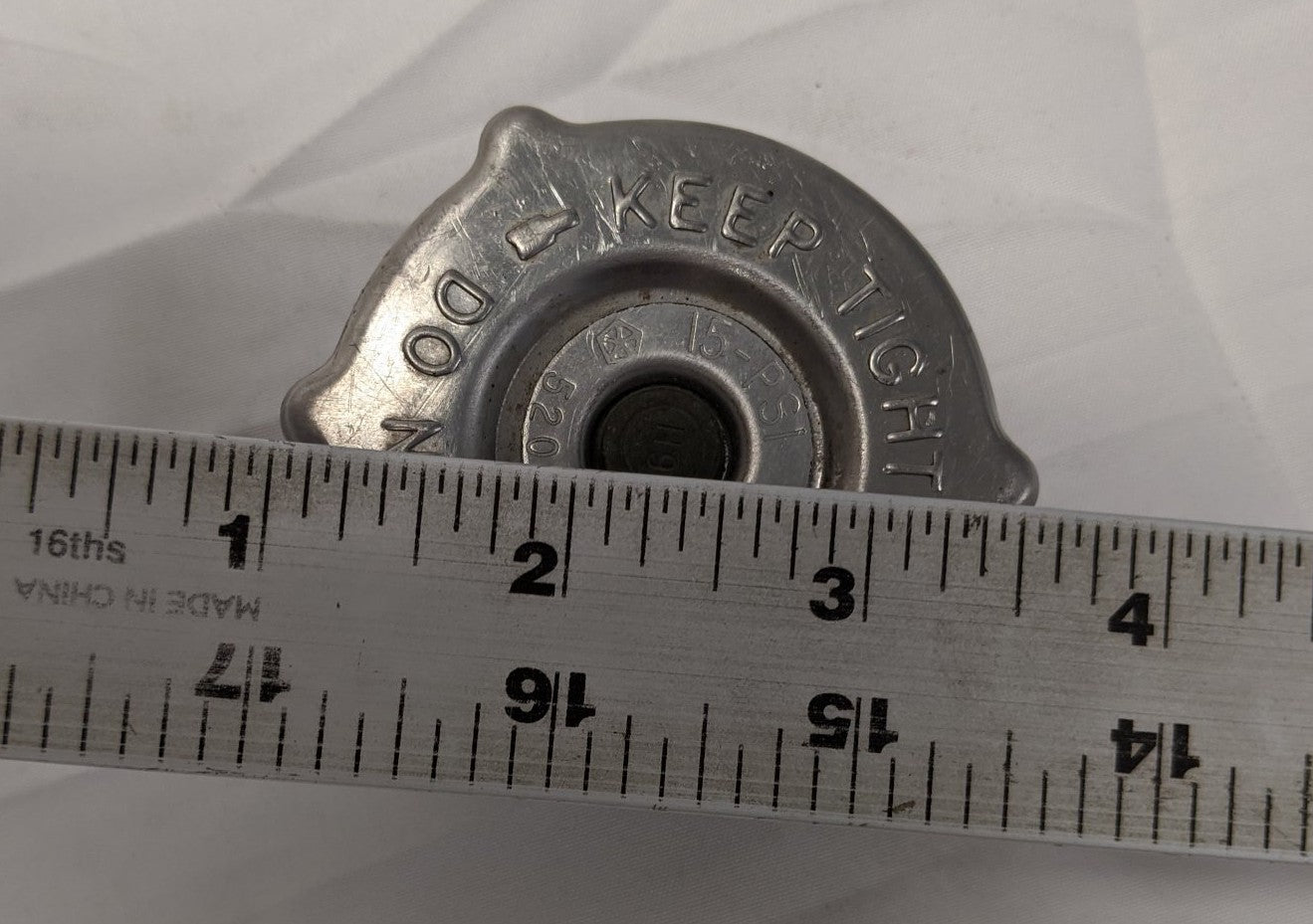 Used Freightliner Chrysler Radiator Cap - P/N 52028892AA