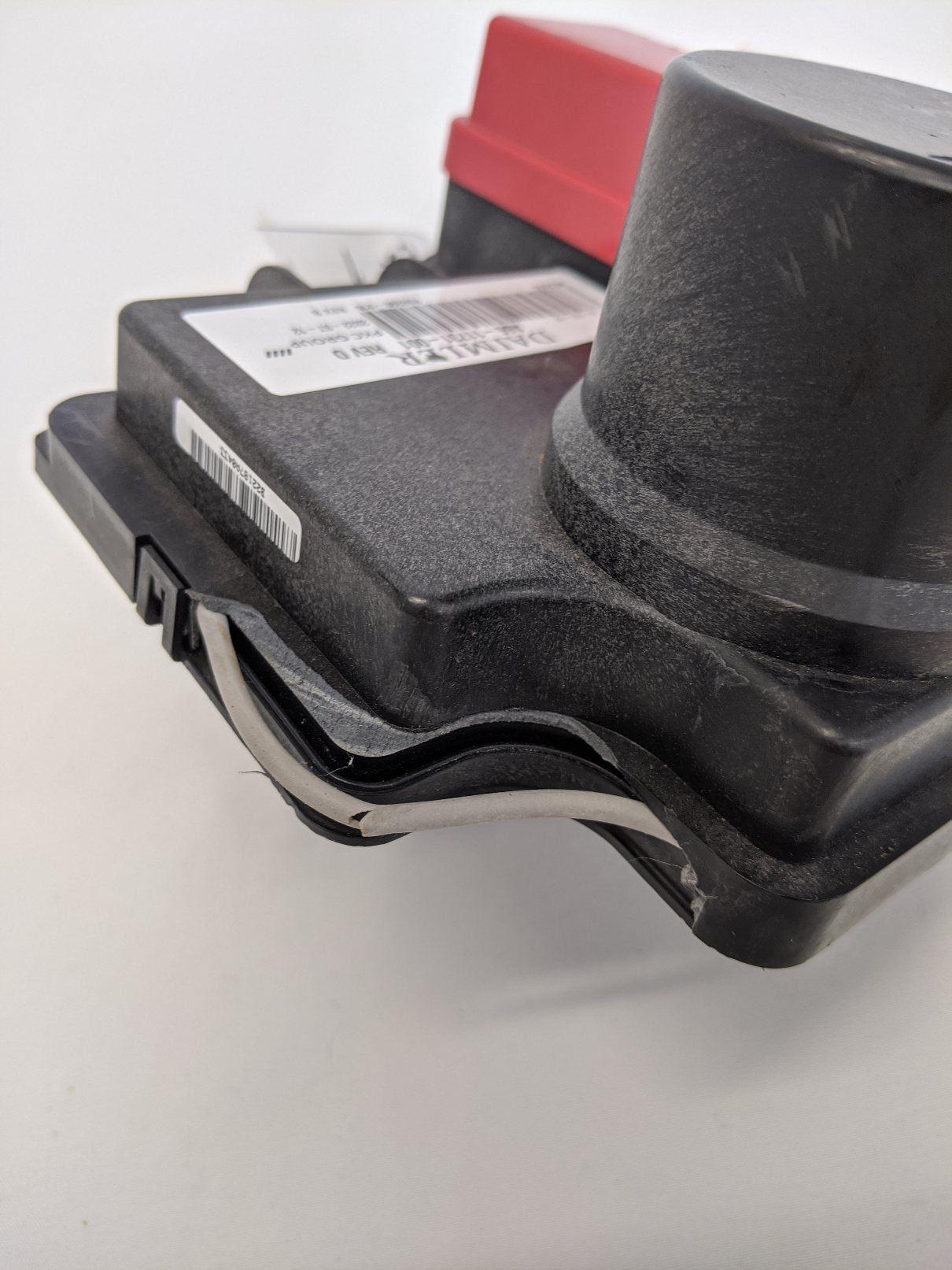 Damaged FTL APS3 XMC W/Center Battery Cable Access Module - P/N  A66-11731-001 (10174383817020)