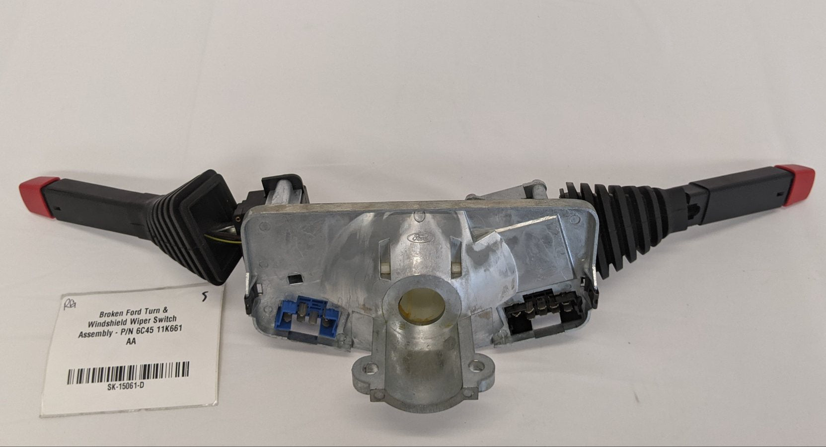 Broken Ford Turn & Windshield Wiper Switch Assembly - P/N 6C45 11K661 AA (10128141648188)