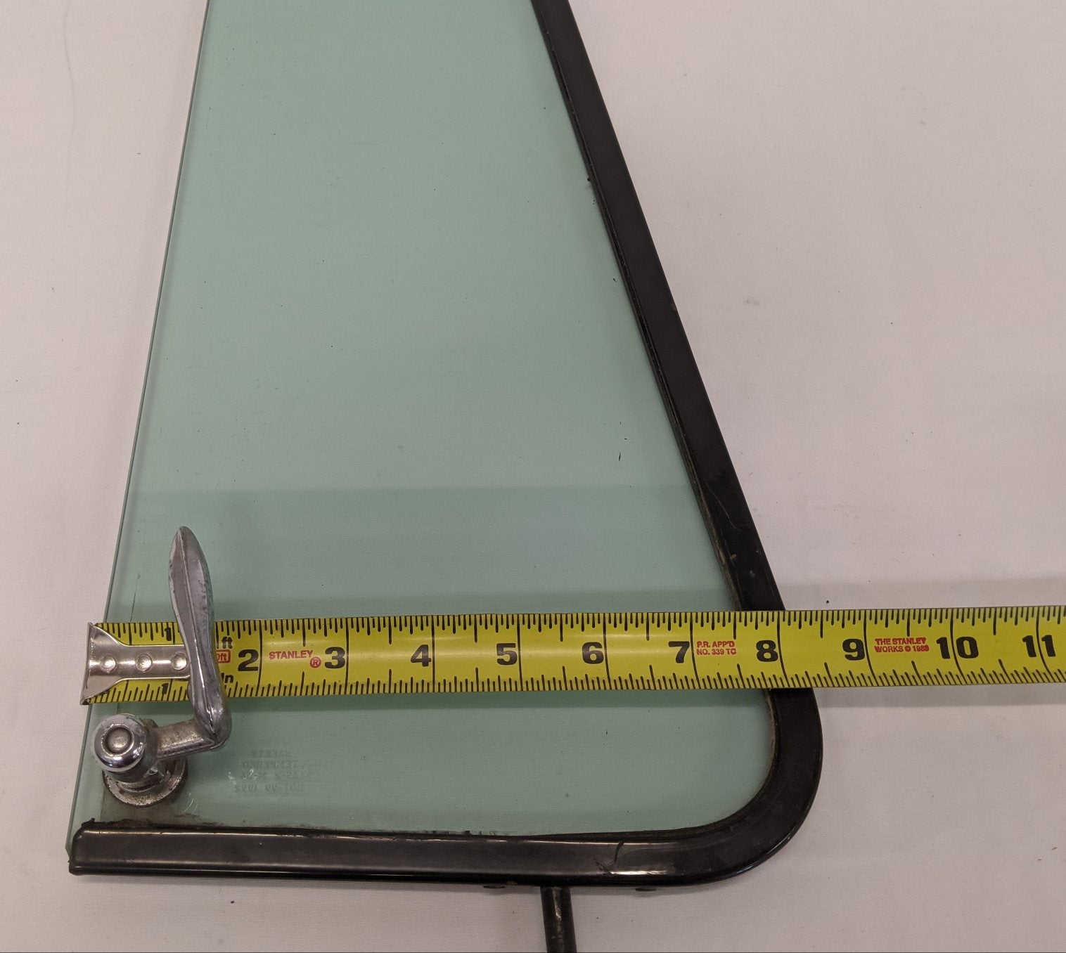 Used Freightliner FLD LH Latching Tinted Vent Window - P/N A18-17428-002 (10090821419324)