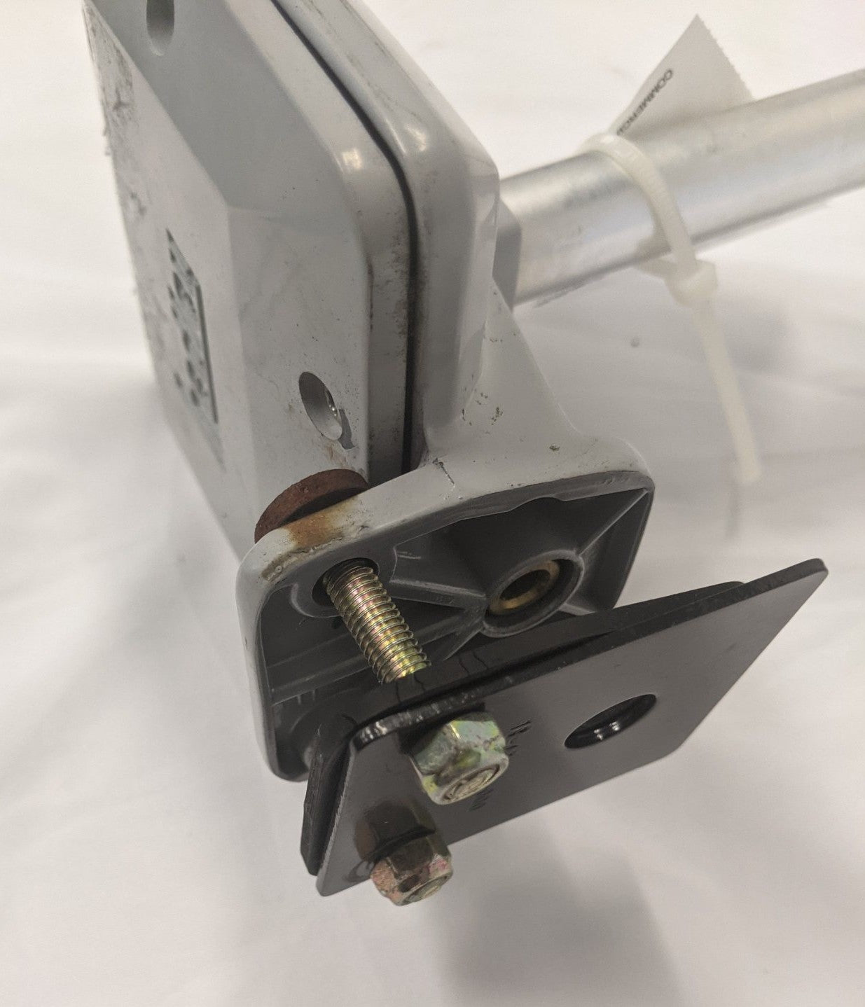 Used FTL 26" Bright Rectangular Air Horn w/ Bell Mount - P/N 22-58124-000