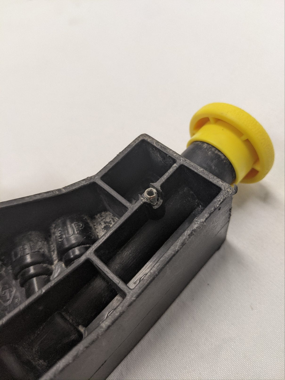 Used Freightliner Steering Column Adjustment Release Valve - P/N A14-12723-000