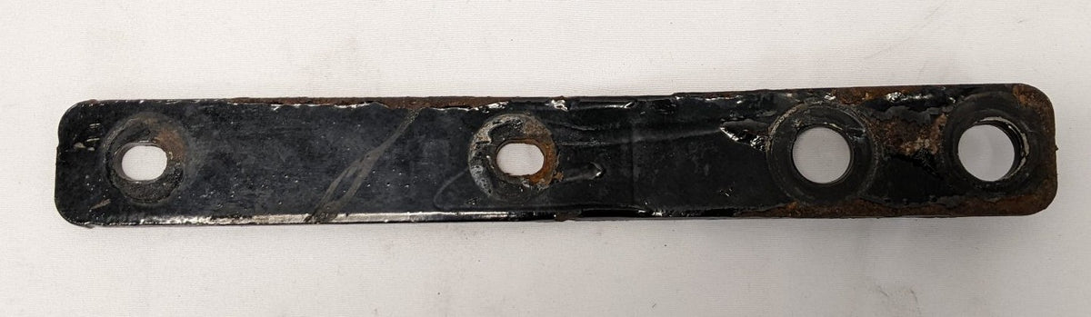 Freightliner 4-Inch Exhaust Support Bracket 04-32821-000