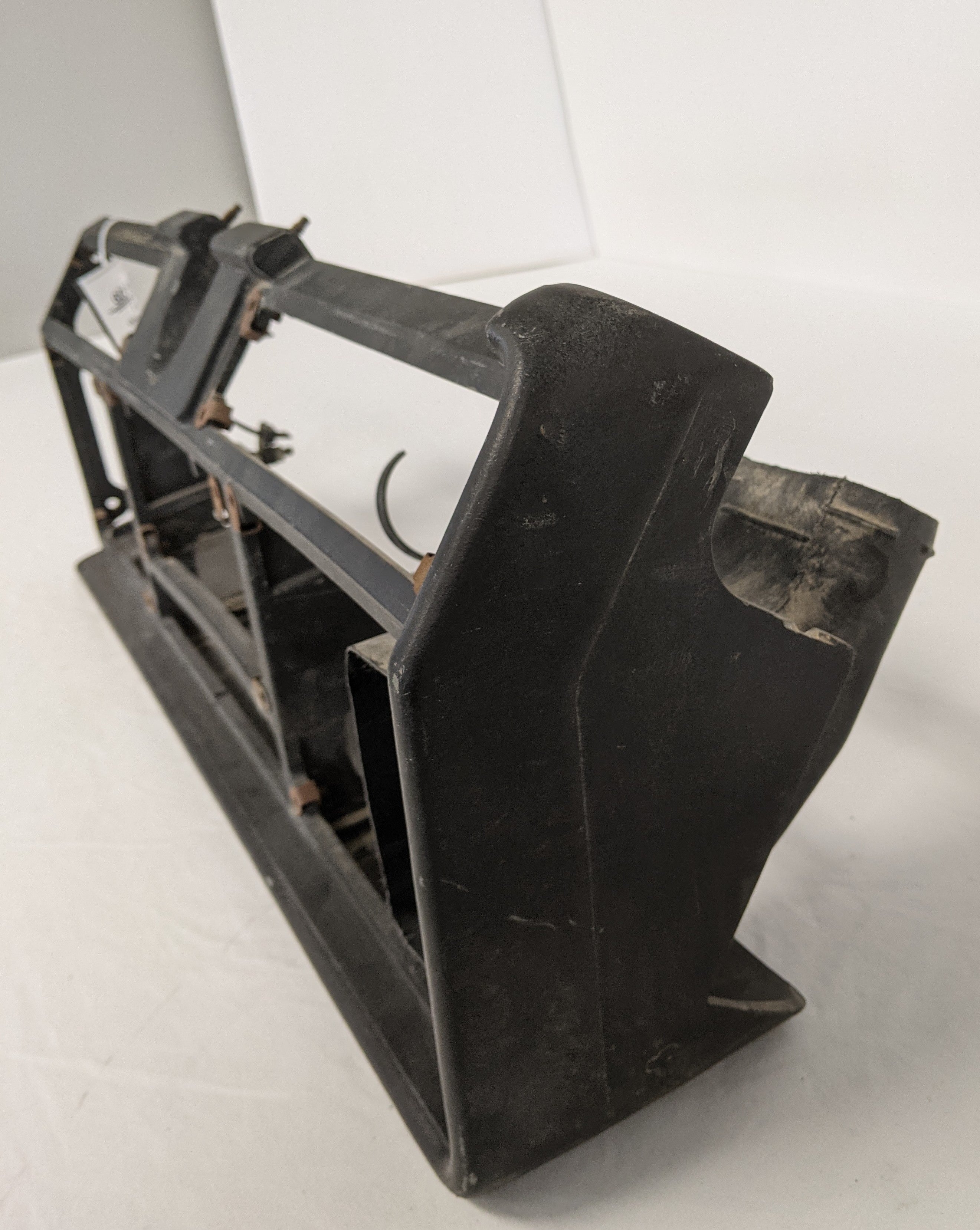 Used Freightliner FLD Classic Instrument Dash Panel Surround -P/N A18-22178-005 (9995577950524)