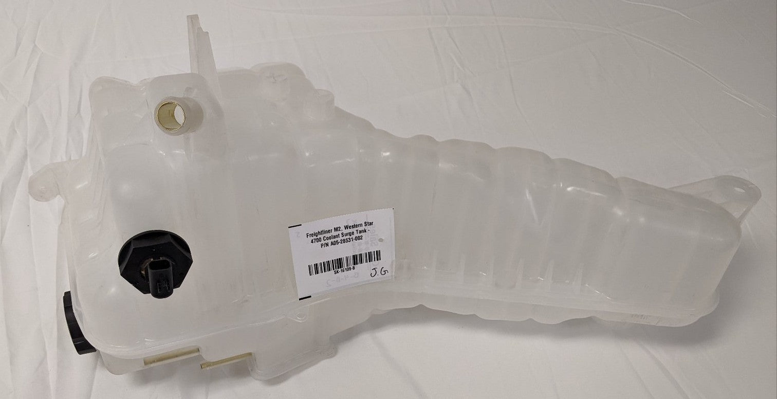Freightliner M2 & W. Star 4700 Coolant Surge Tank | A05-28531-002