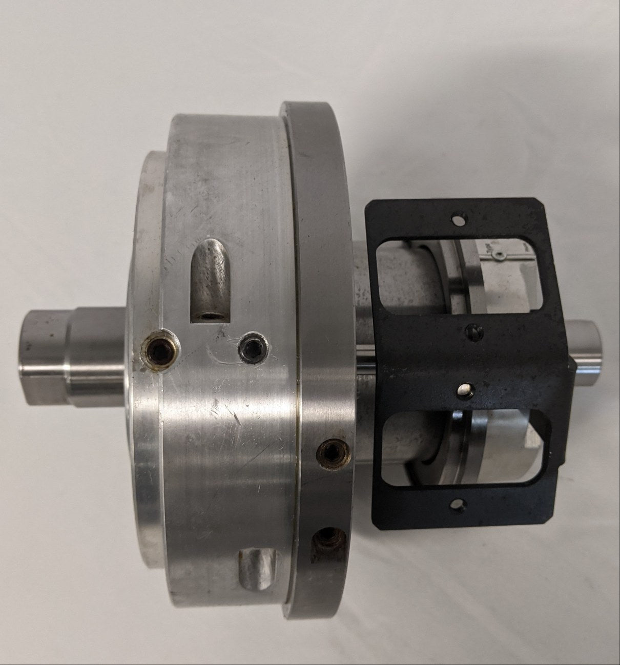 LMC Workholding Short Type Rotating Hydraulic Cylinder - P/N RNKP 105-15 (10009228837180)