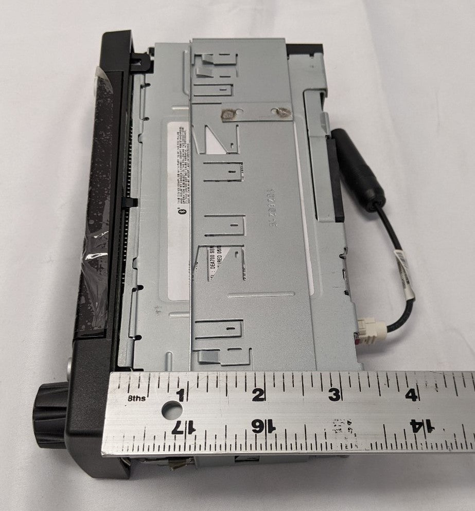 Freightliner DEA737 AM/FM/BT/SXM/USB Radio | A22-78679-000