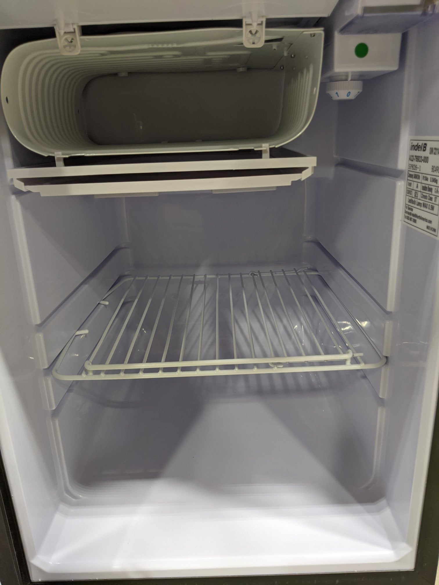 New Freightliner Cascadia P3 indelB BC49C4 Refrigerator - P/N A22-76933-000 (10090439704892)
