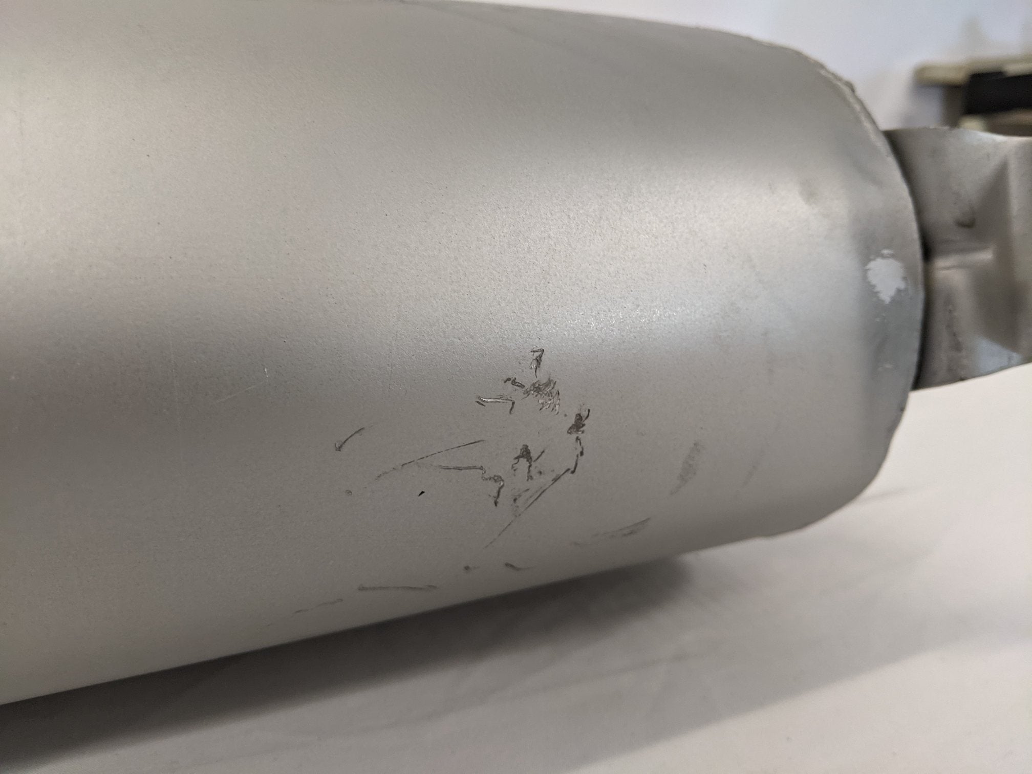 Freightliner Left Hand Outlet Oval Muffler - P/N  04-20014-001 (6573332365398)