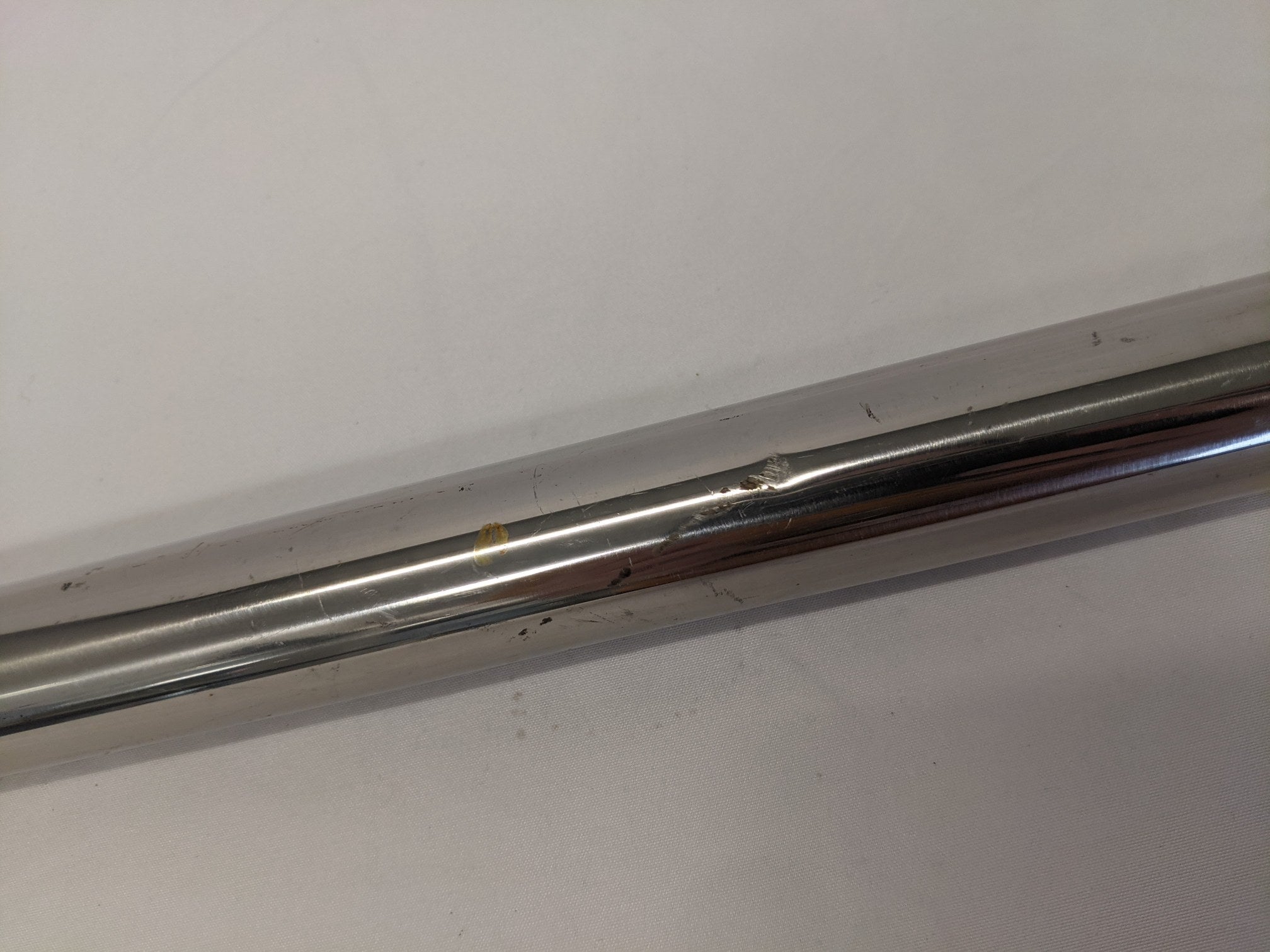 Used Freightliner 47 ¼" Exterior Grab Handle - P/N  18-41098-007 (6771124338774)