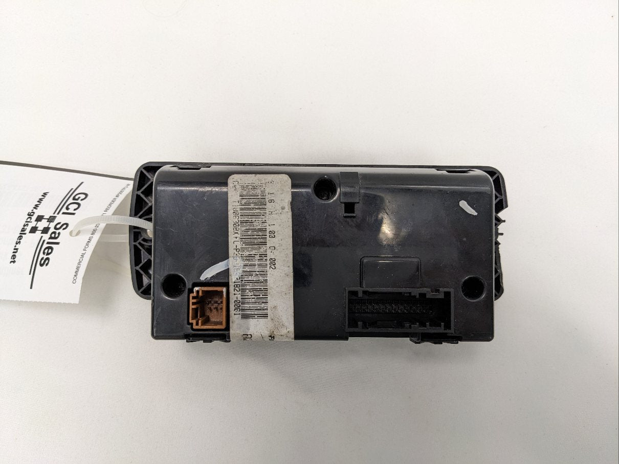 Brocken Freightliner Cascadia Park AC Temperature Control - P/N A22-64737-001 (10121462677820)