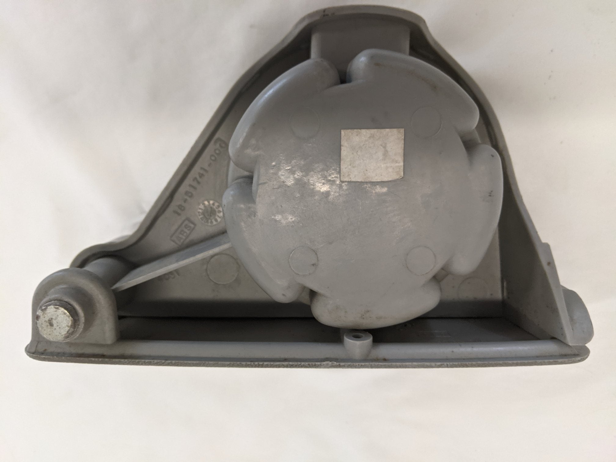 Used Freightliner Columbia Passenger Cup, Thermos Holder - P/N A18-30513-002 (10175076630844)