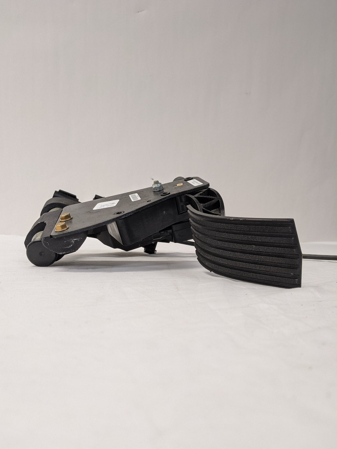 Freightliner Accelerator ADJ Pedal Assy - P/N  A01-34001-000