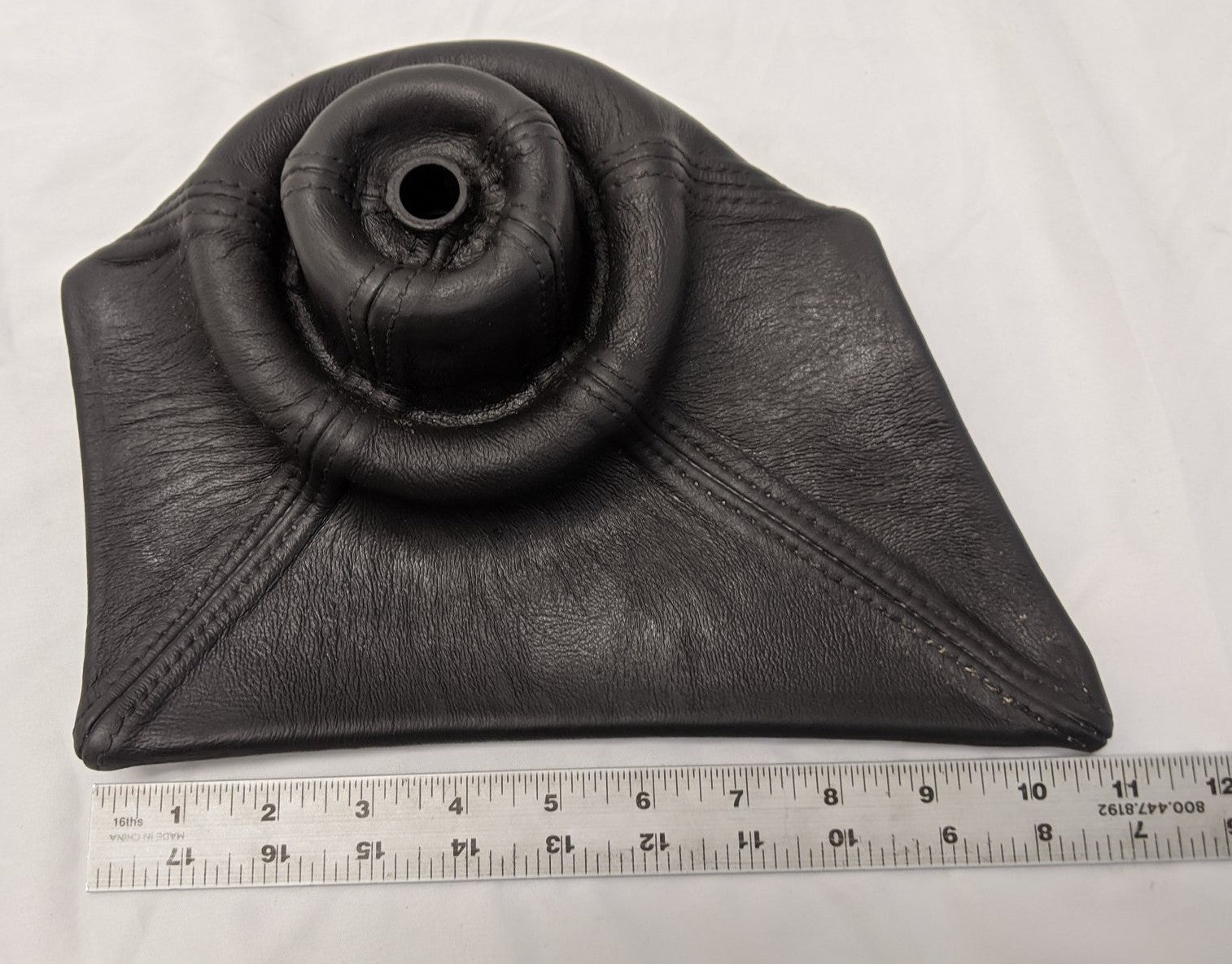 Used Freightliner Argosy Gear Shifter Boot - P/N A18-39855-000