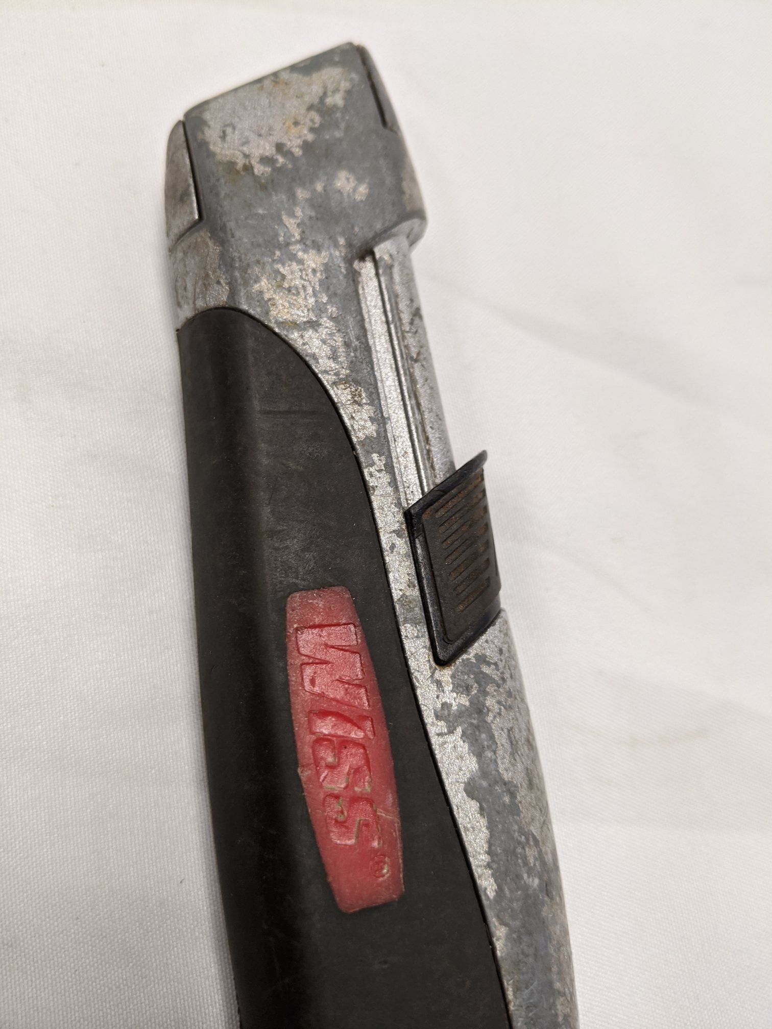 Wiss Auto-Retracting Safety Utility Knife Lot of 4 - Steel Body WKAR1