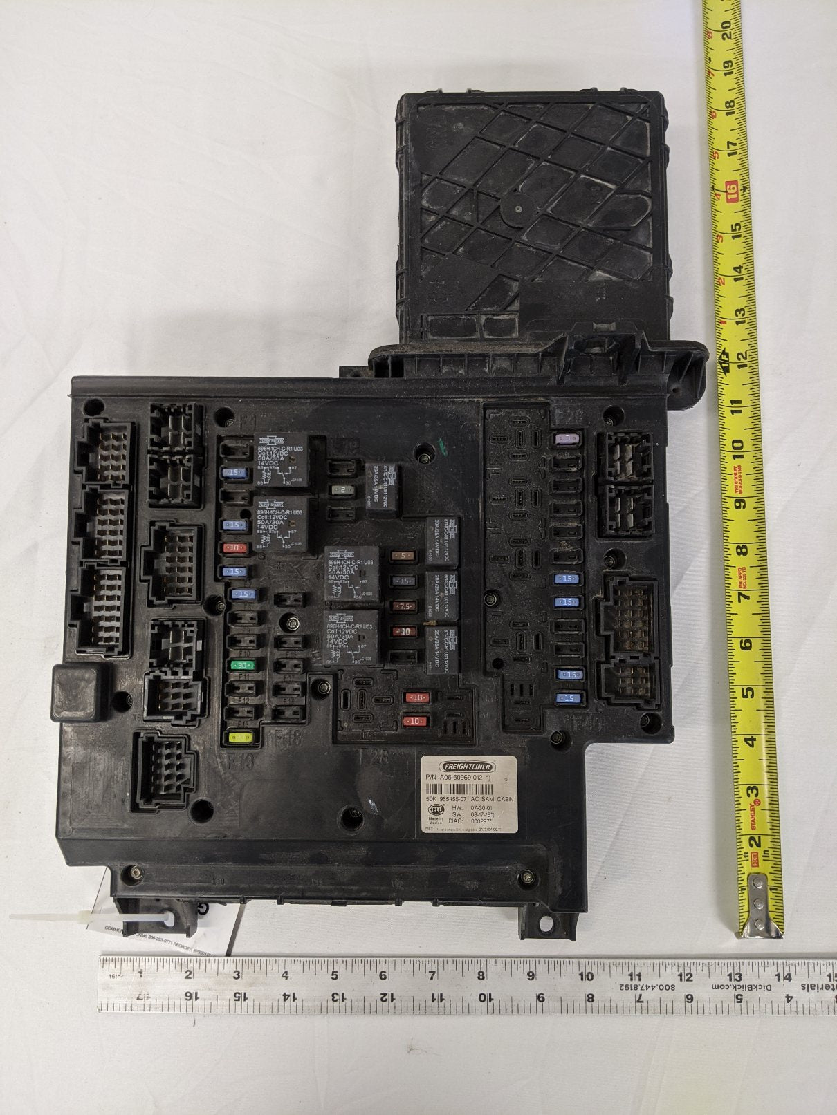 Used Hella Freightliner Cascadia Cabin Control Module - P/N A06-60969-012