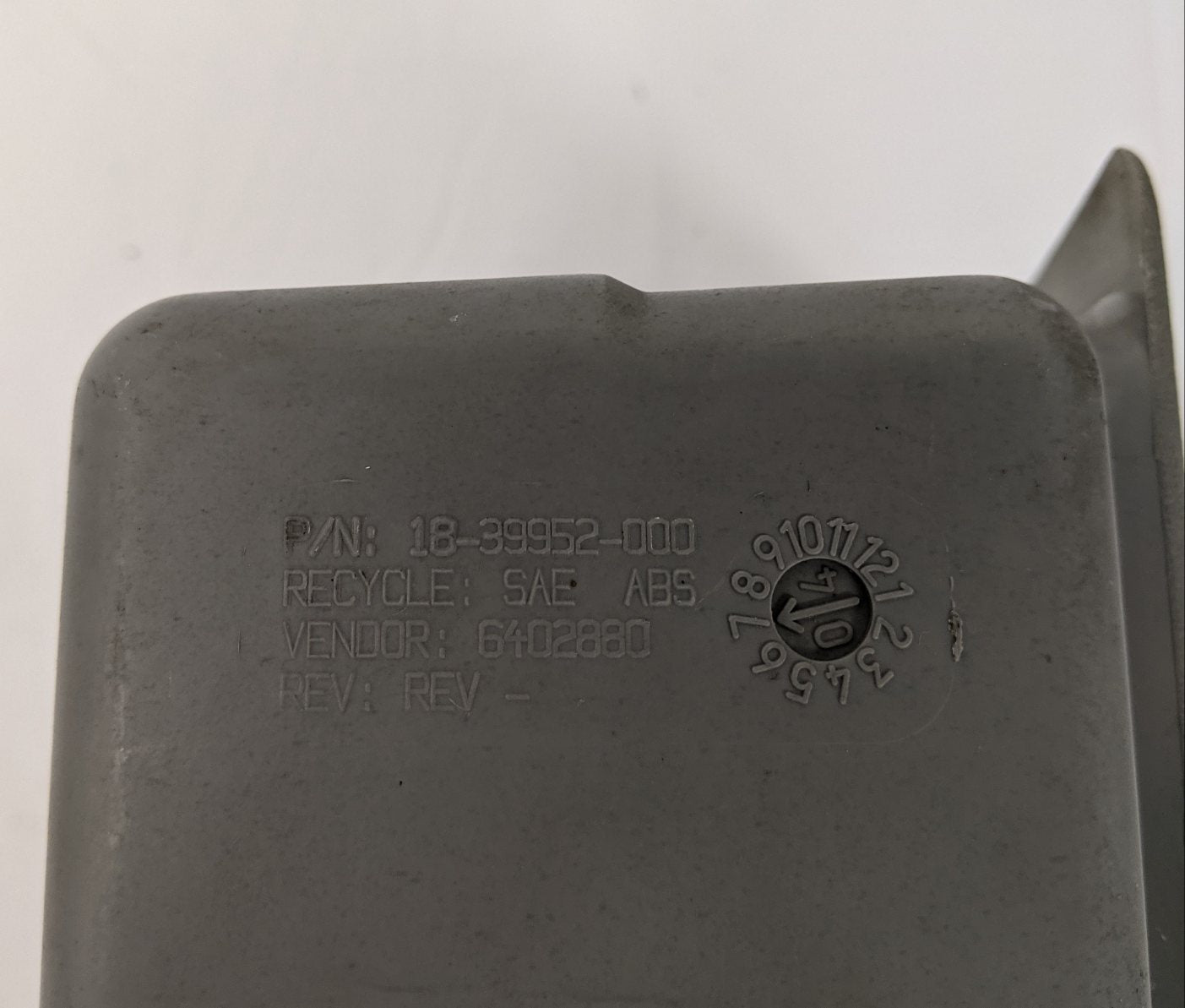 Used Freightliner Columbia, Century, Coronado Gray Waste Bin - P/N 18-39952-000 (10122021077308)