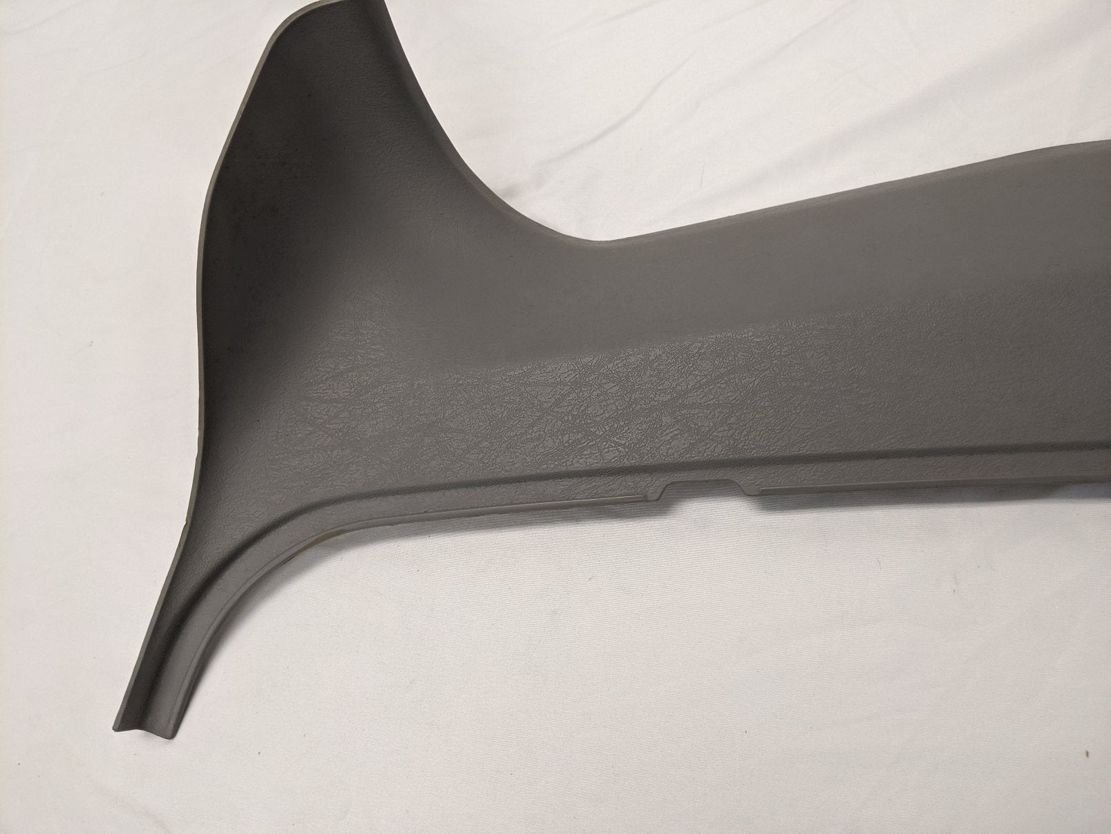 Used Freightliner Columbia LH Upper A-Pillar Cover Trim - P/N 18-29813-000