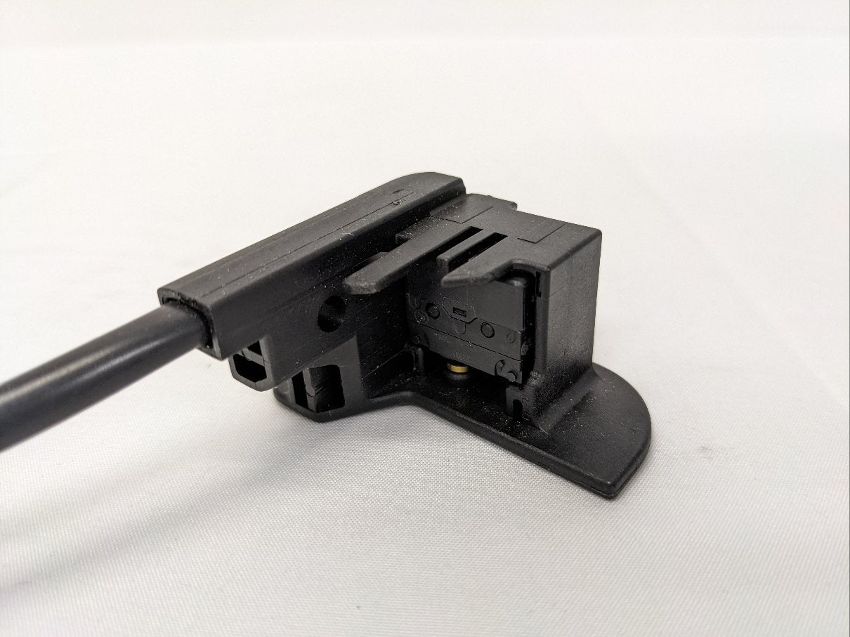 New Wabco Clutch Pedal Start Switch Plug Assembly - P/N  WAB S965 001 009 2 (10140727869756)