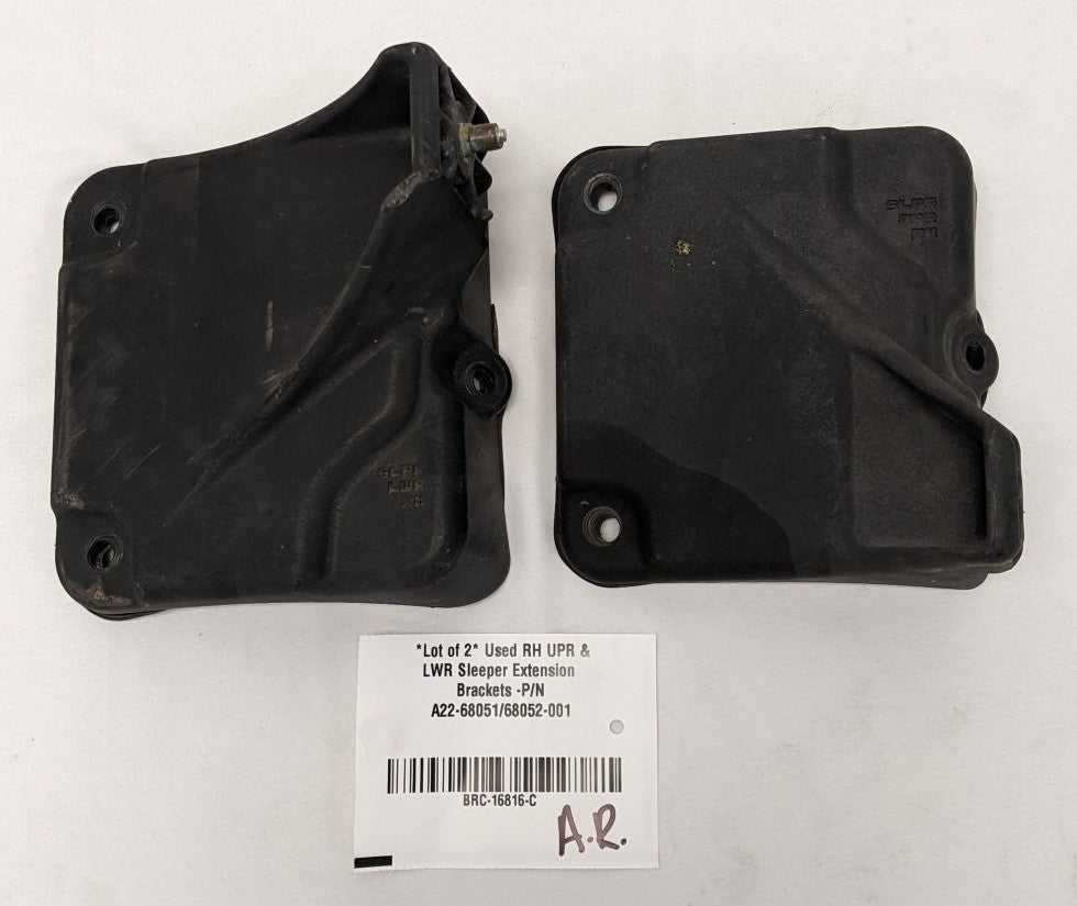 *Lot of 2* Used RH UPR & LWR Sleeper Extension Brackets -P/N A22-68051/68052-001