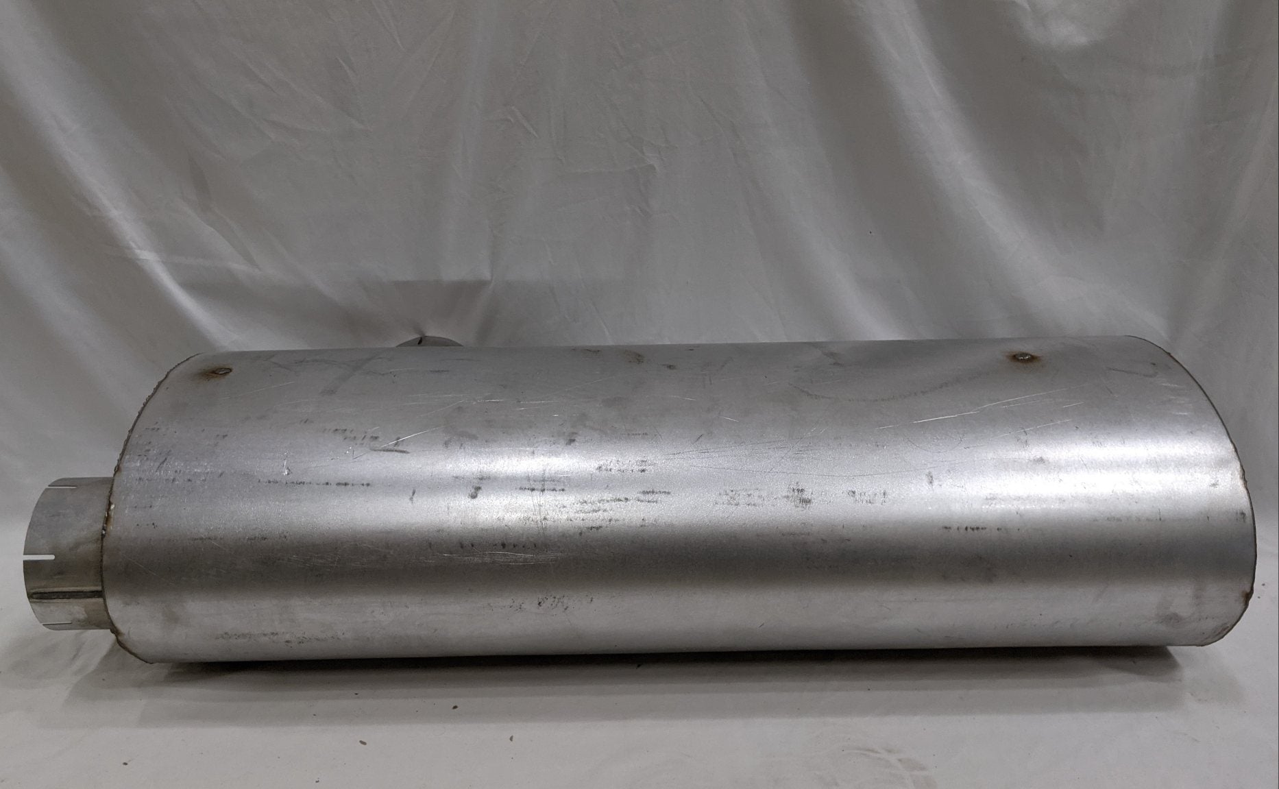 New Freightliner Nelson Global Products Oval Muffler - P/N NGP 86503M (10141444407612)
