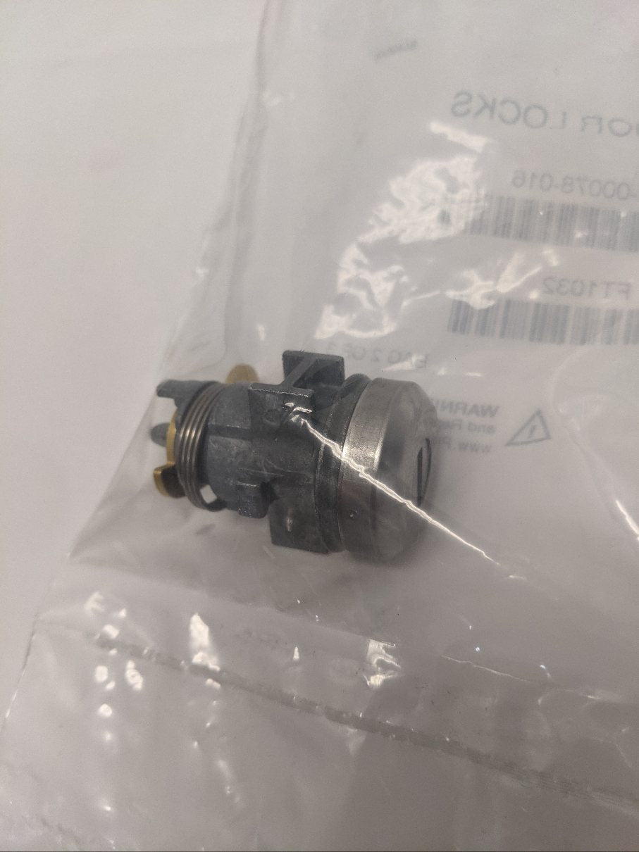 Freightliner M2 P3 6-Key Door & Ignition Lock Set | W22-00078-016