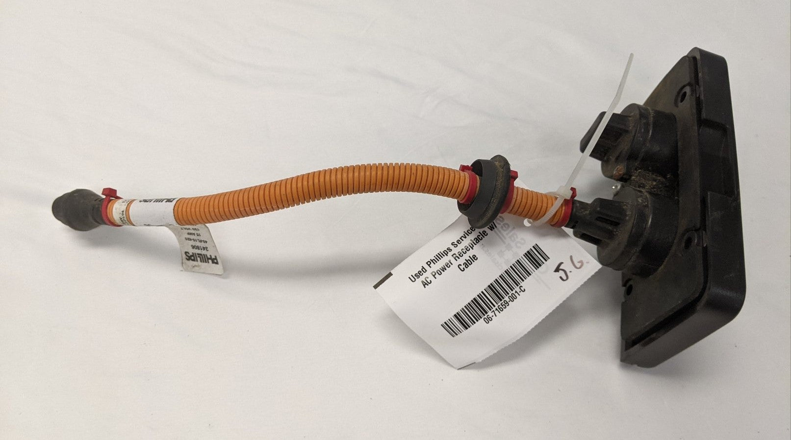 Used Phillips Service Entry AC Power Receptacle w/ Cable - 06-71659-001
