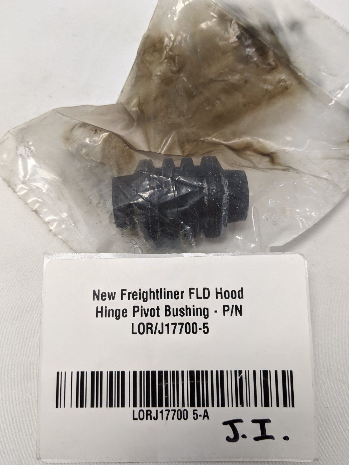 New Freightliner FLD Hood Hinge Pivot Bushing - P/N  LOR/J17700-5