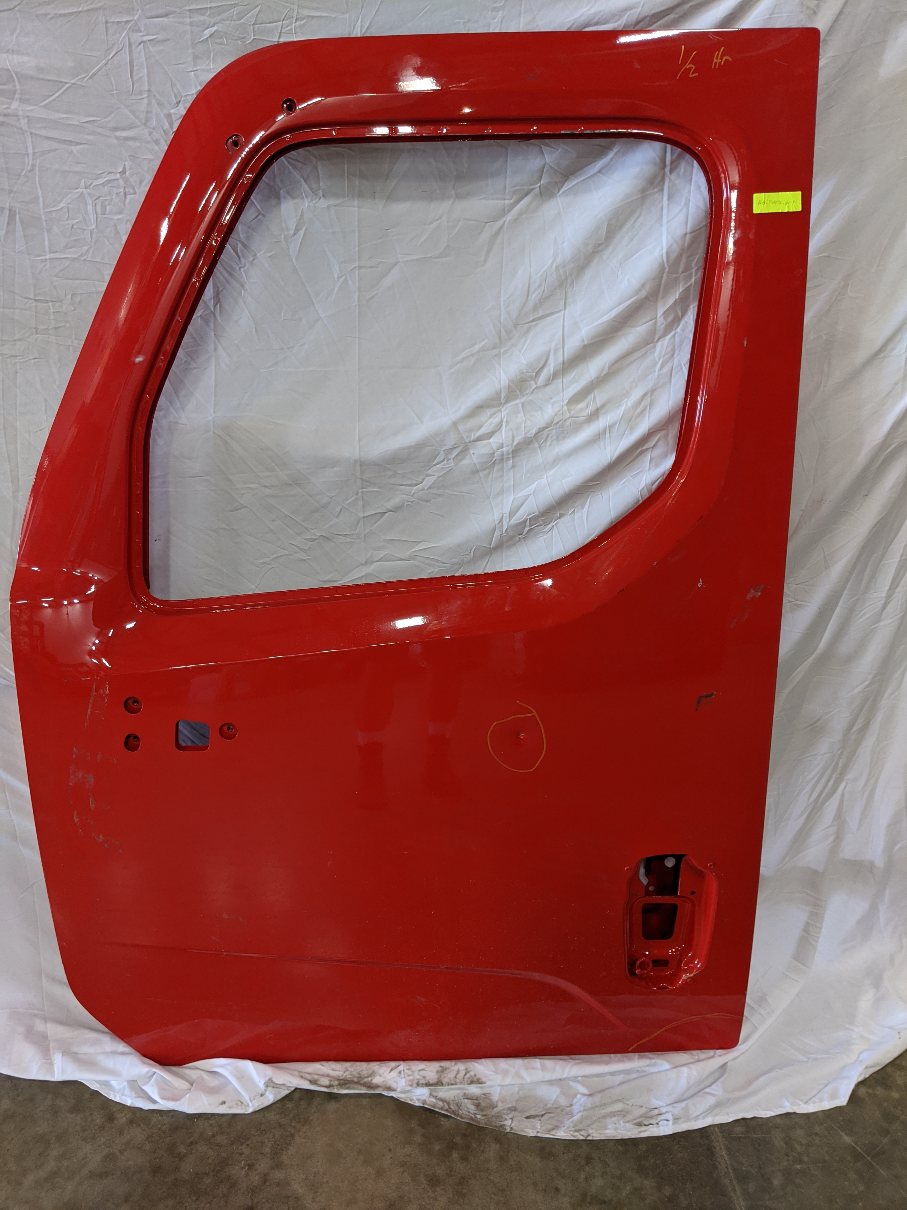 Damaged (1/2 Hr) Western Star 49x, 47X, 57X LH Cab Door Shell -P/N A18-74435-000 (10084790731068)
