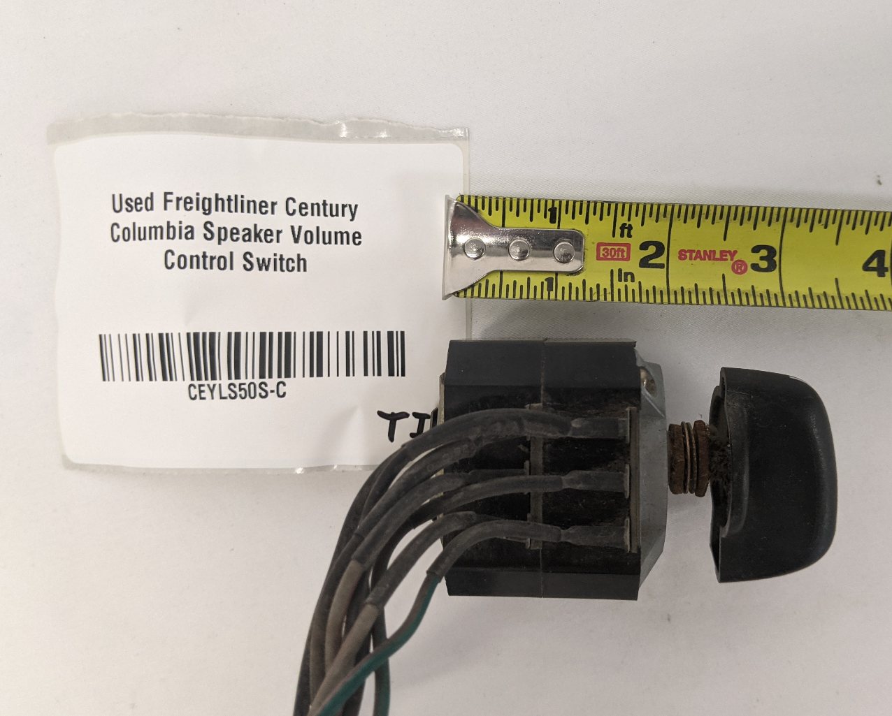 Used Freightliner Century Columbia Speaker Volume Control Switch - P/N CEY LS50S