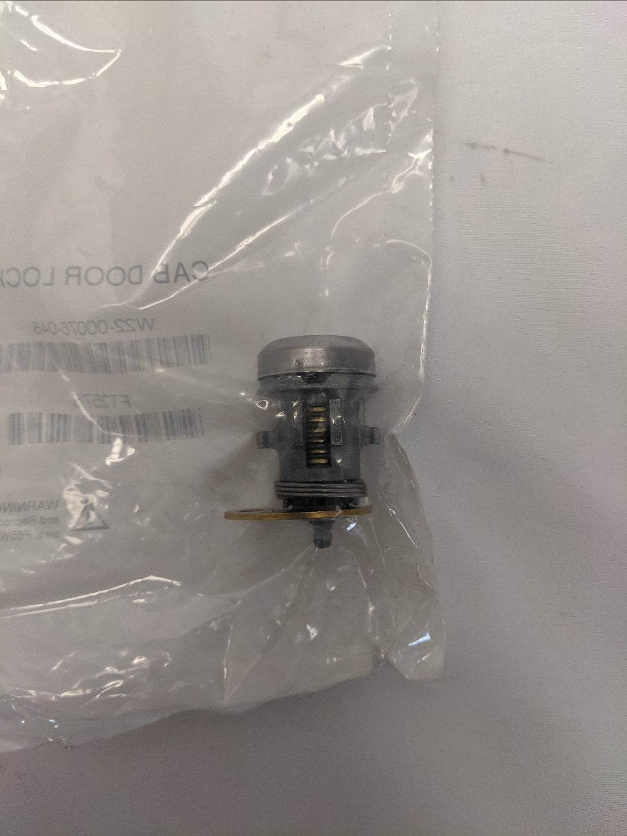 Freightliner M2/P3 Door & Ignition Lockset | W22-00076-048