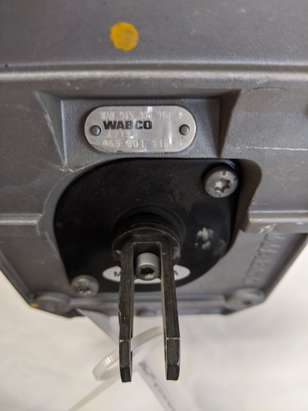 *No Switch Wire* Freightliner Clutch Mechanical Assembly Pedal - WAB 965 001 116 0